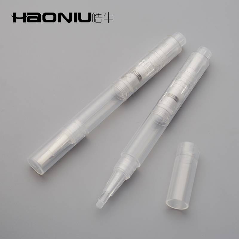 2019 newest empty plastic cosmetic click pen with brush tip